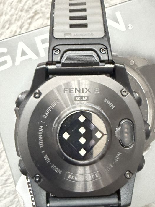 Garmin Fenix 8 Solar Sapphire Titanium 51 mm