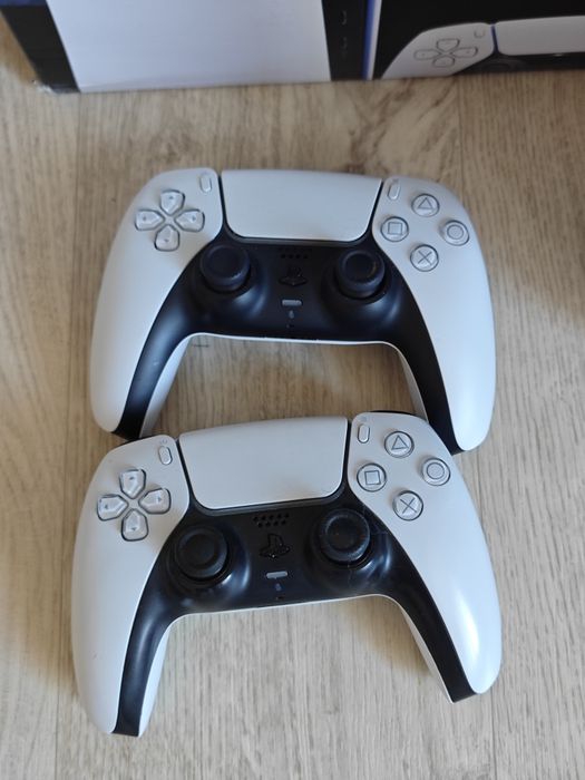 Playstation 5 Slim 1Tb на гарантии