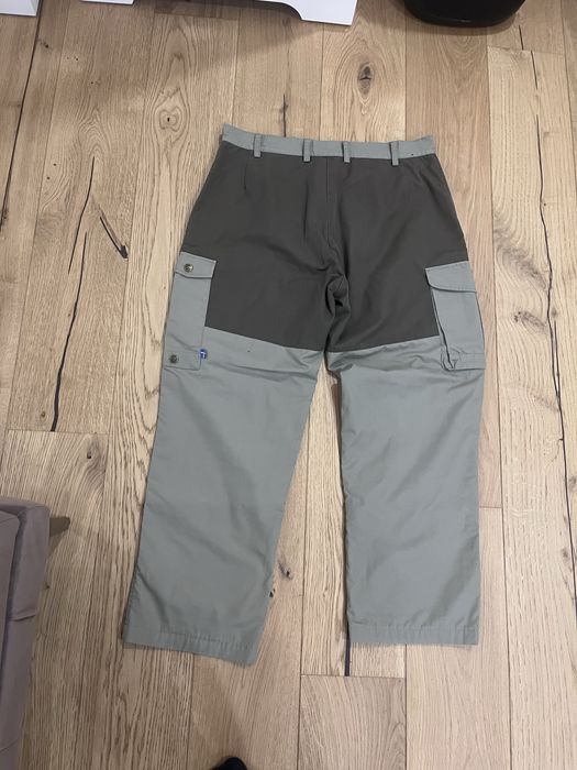Vând pantaloni fjallraven - 50