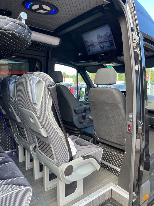 Mercedes Sprinter 8+1