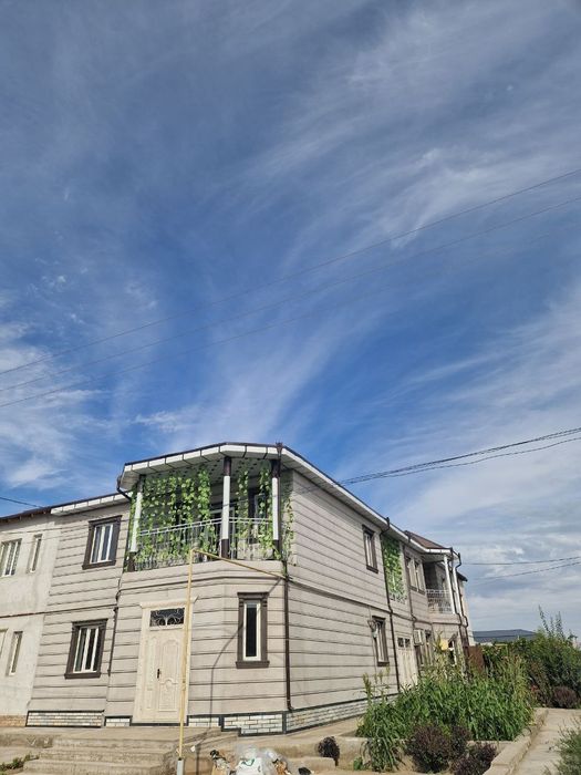 Uy sotiladi 9 oxrinda taza ashxabatiskida