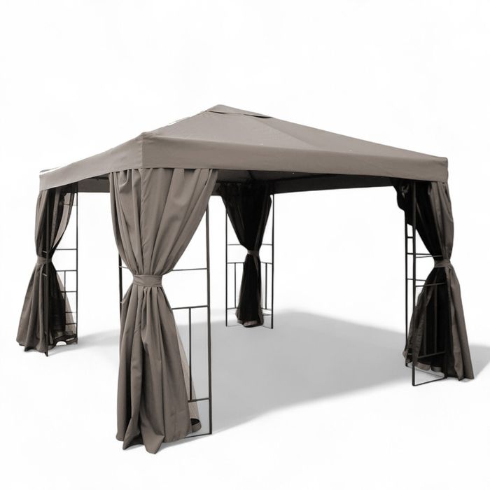 Продавам градинска шатра