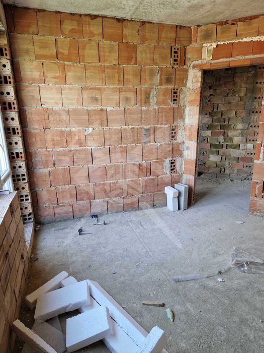 Тристаен апартамент в кв. Аспарухово - 1075 - 31461