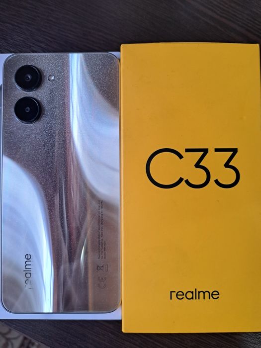 Продам телефон realmeC33