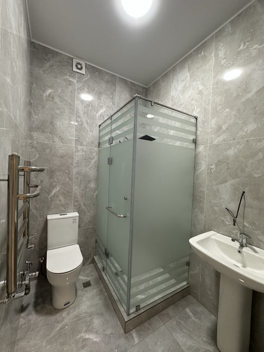 Уй сотилади Исломобода