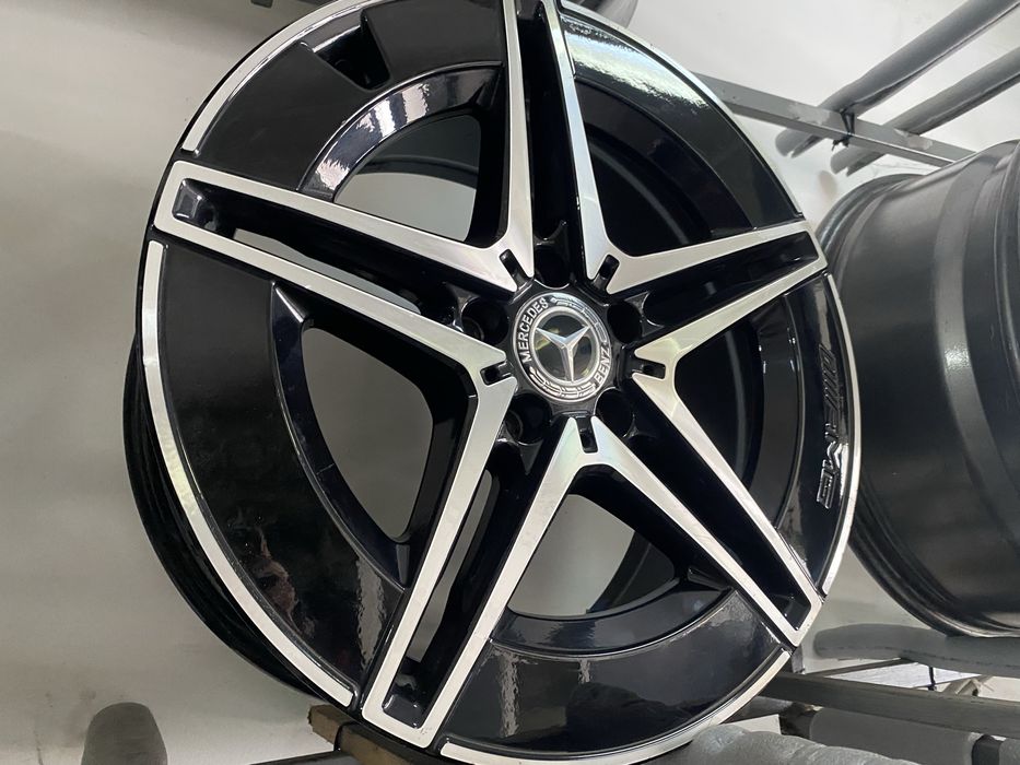 Janta (una) '18 originala Mercedes AMG C Class W206 A2064011800