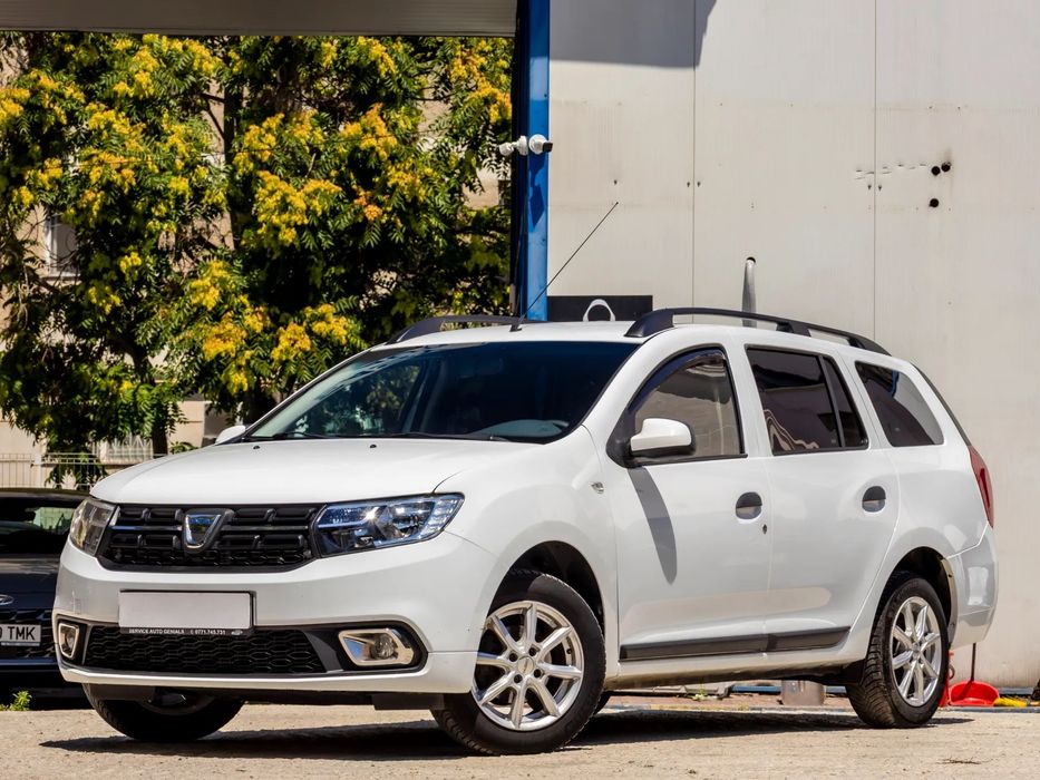 Dacia Logan DACIA LOGAN // 0.9 TCe LAUREATE // 90 CP // Benzină + GPL // 2019 //
