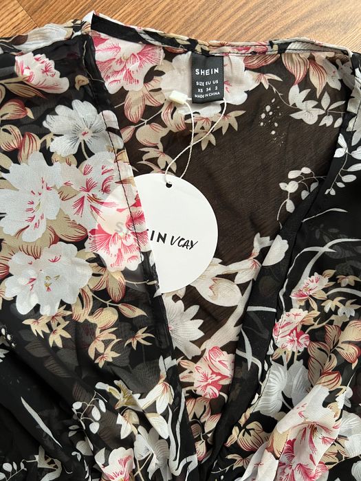 Цветни Плажни туники