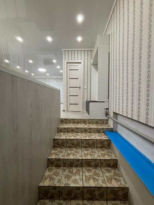 Сдам в аренду трехкомнатную