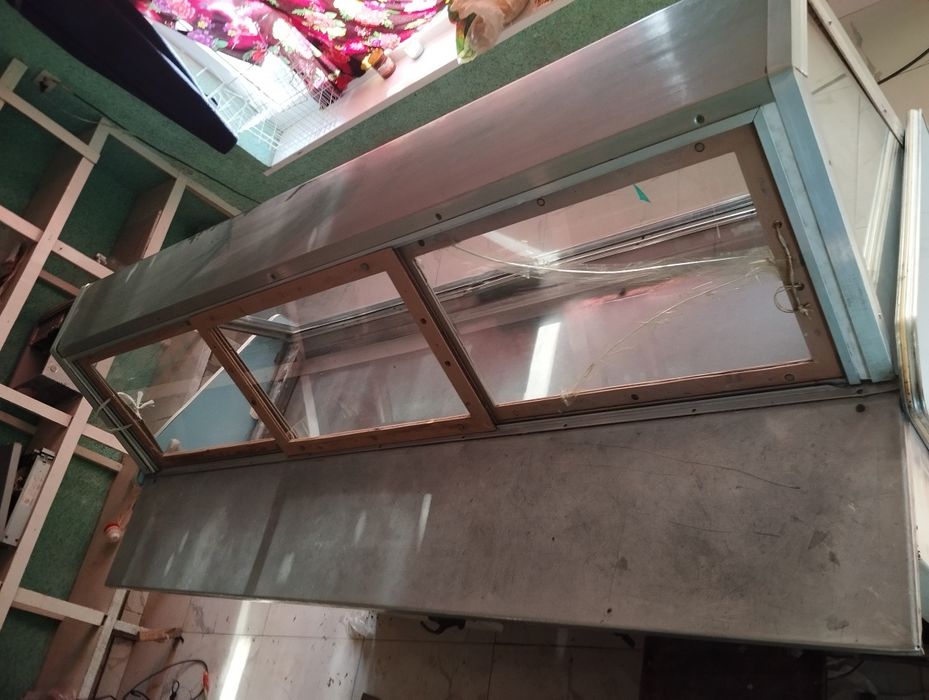 Srochna muzlatgich marazilnik veterena va kondisaner sotiladi