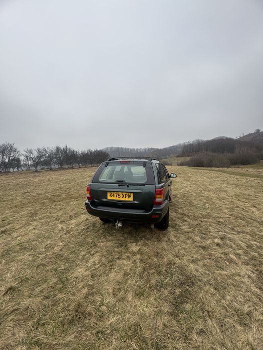 Vand sau schimb Jeep Grand Cherokee limited 4.0 4x4