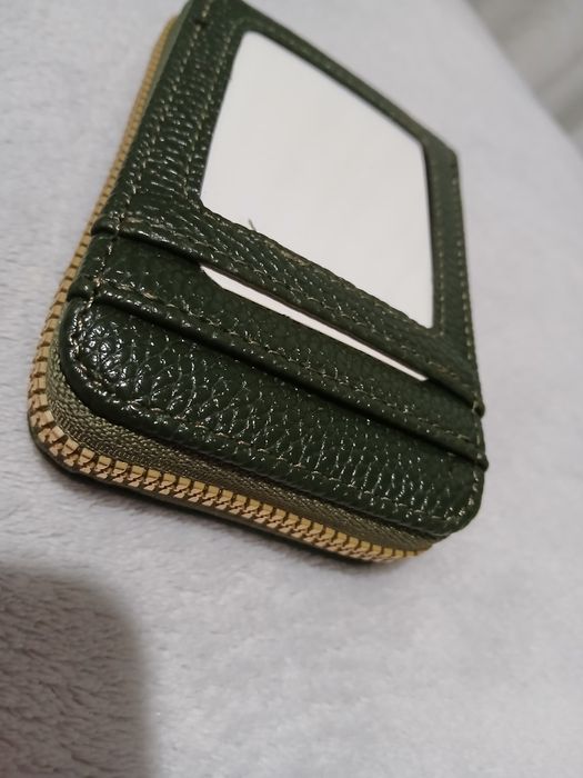 Ново портмоне за карти