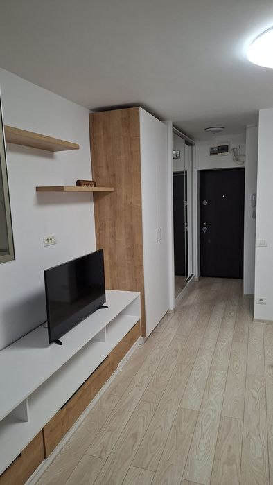 Inchiriez garsoniera 4min metrou Obor