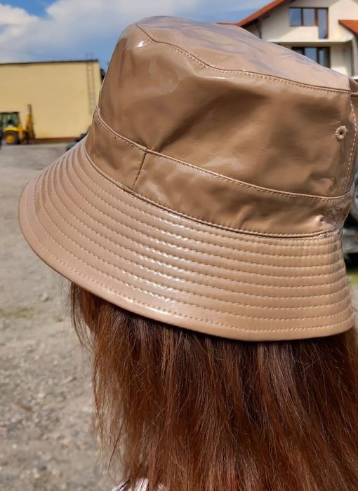 Șapcă elegantă, de damă cu 2 fețe