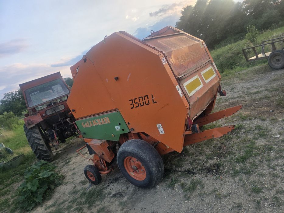 Presa baloti rotunzi GALLIGNANI 3500L presa baloti rotunzi 120x150 cu 2 ate sau plasă
