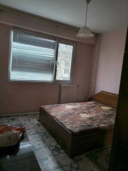 Двустаен апартамент с отлична локация в кв. Тракия, гр. Шумен