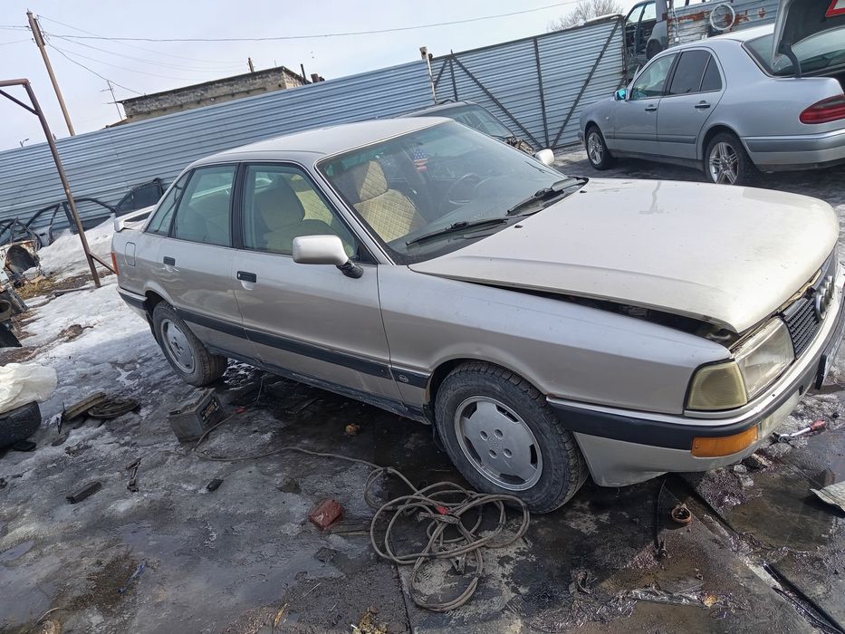 Ауди 90 по запчастям
