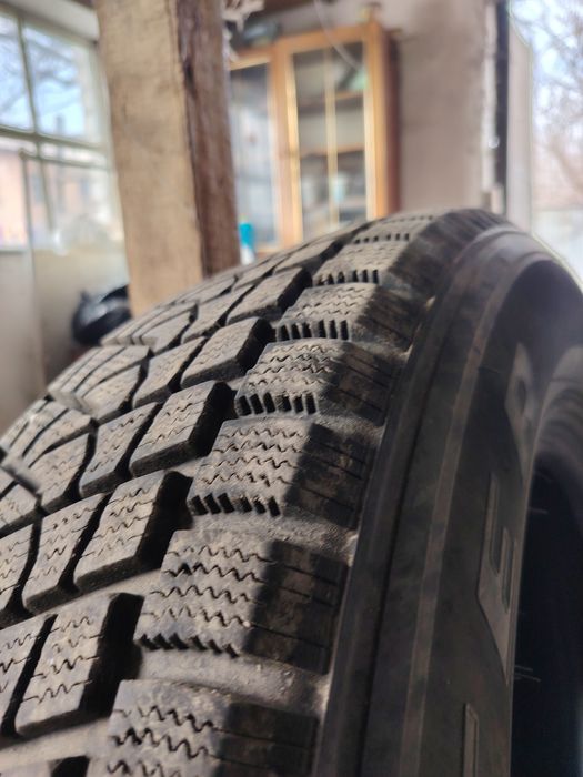 Шины зимние 265/65/17