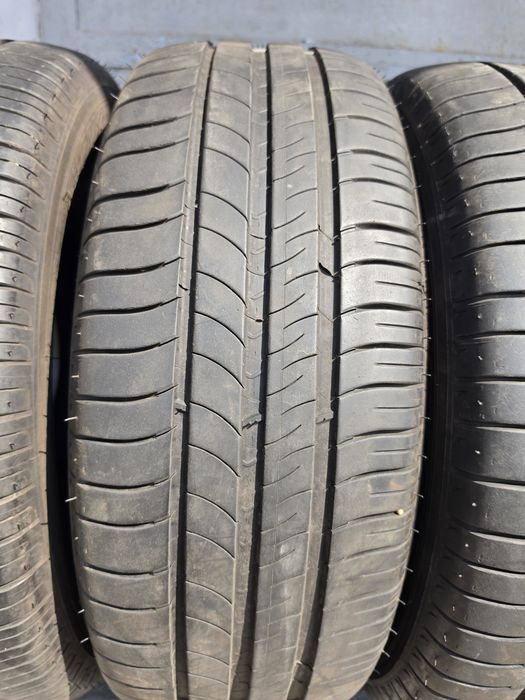4 бр. летни гуми 215/60/16 Michelin DOT 0119 5-5,5 mm
