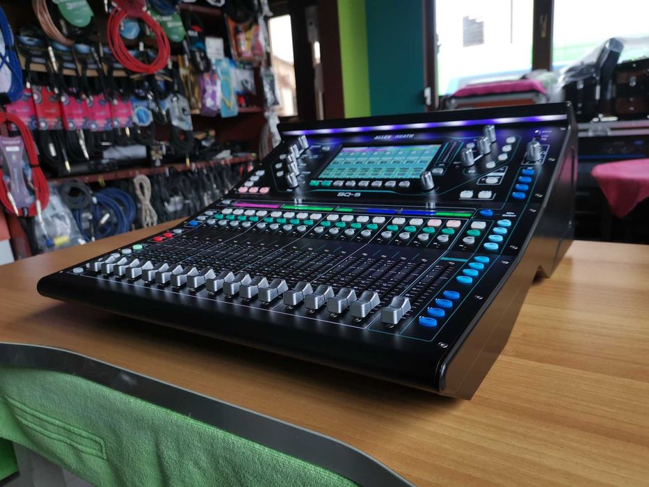 Mixer Digital Allan&Heath SQ5