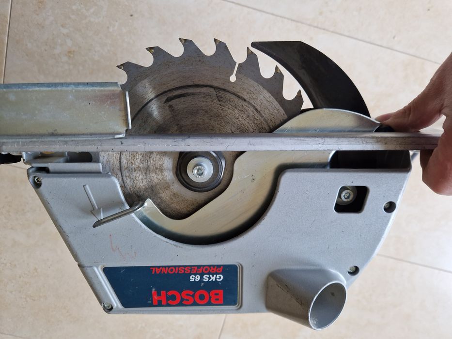 Bosch GKS 65 - circular de mana