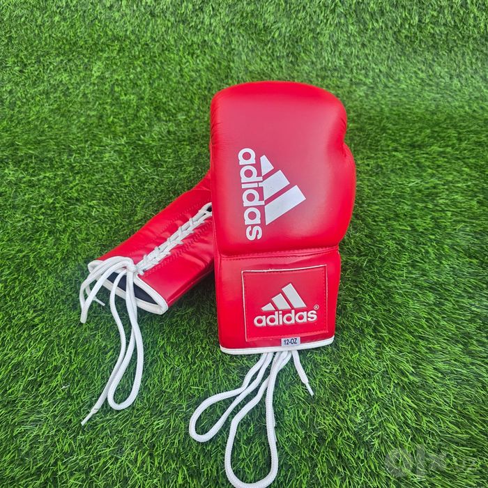 Перчатки perchatki Boks perchatka боксерские перчатка lapa shlem forma