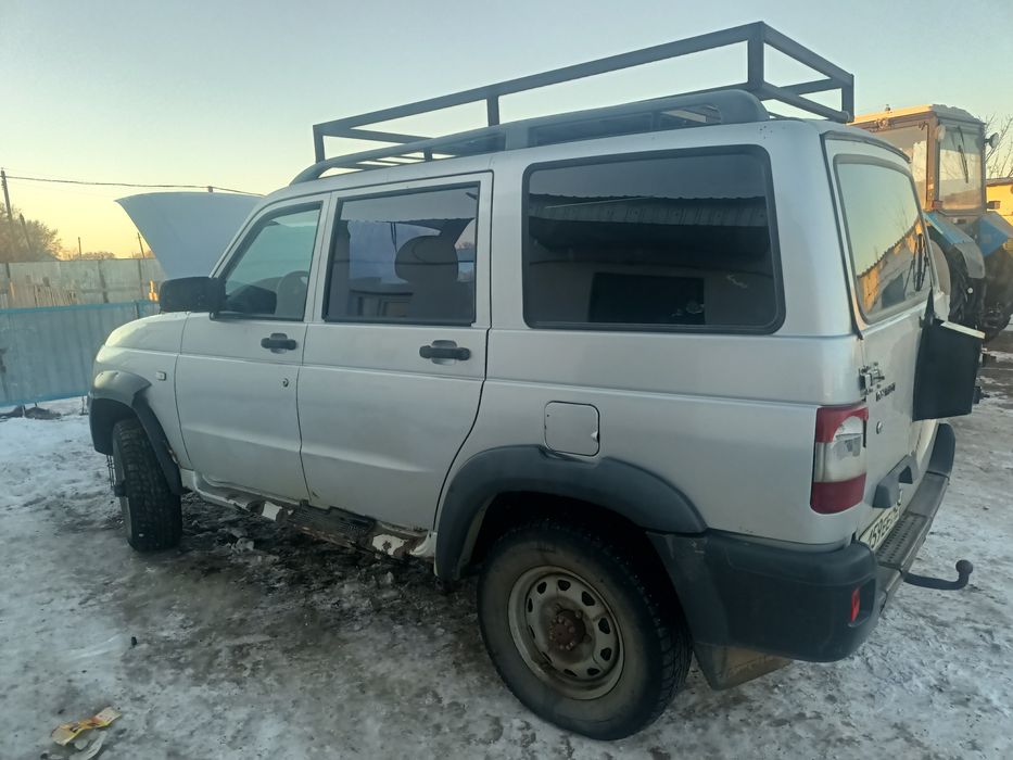 УАЗ патриот сатылады.