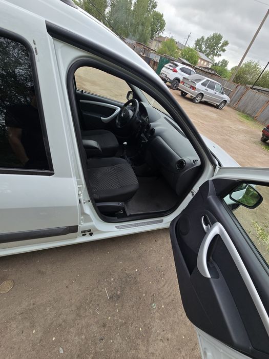 Продам Лада Ларгус