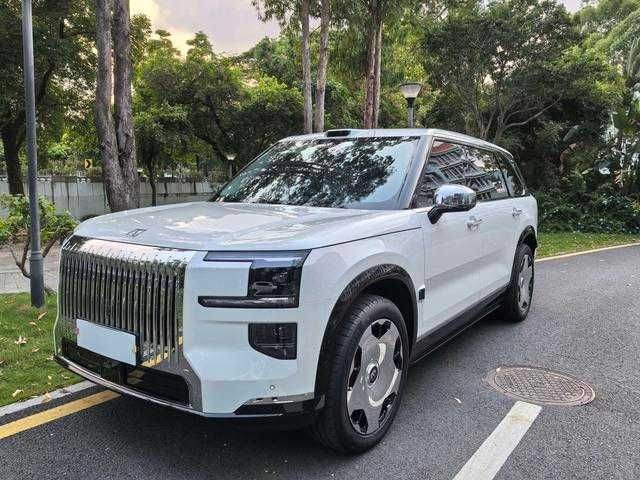Zeekr 9x Hyper naqd va halol nasiya