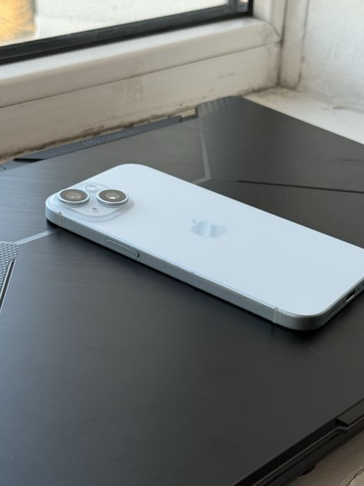 iPhone 15, 128GB, Небесно-голубой