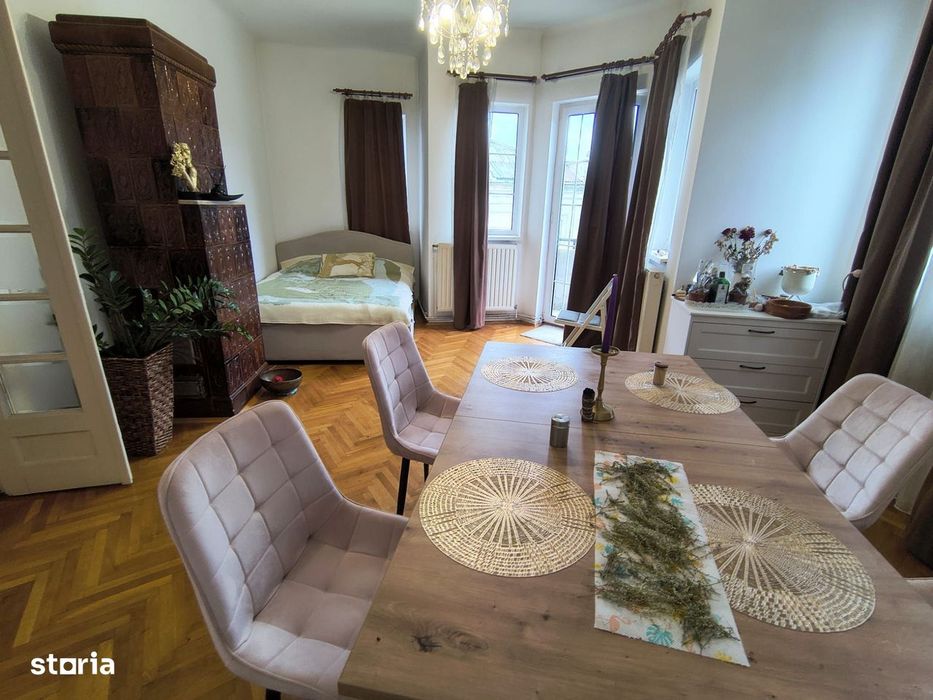Peninsula 3 camere 84 mp pret 160.000 euro