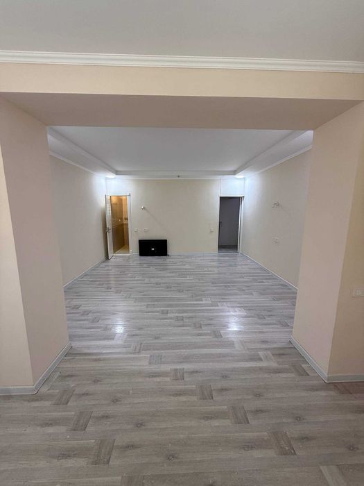 Аренда под Гостиницу, Клинику, Офис, 1000 кв.м, 3-этажное у дороги