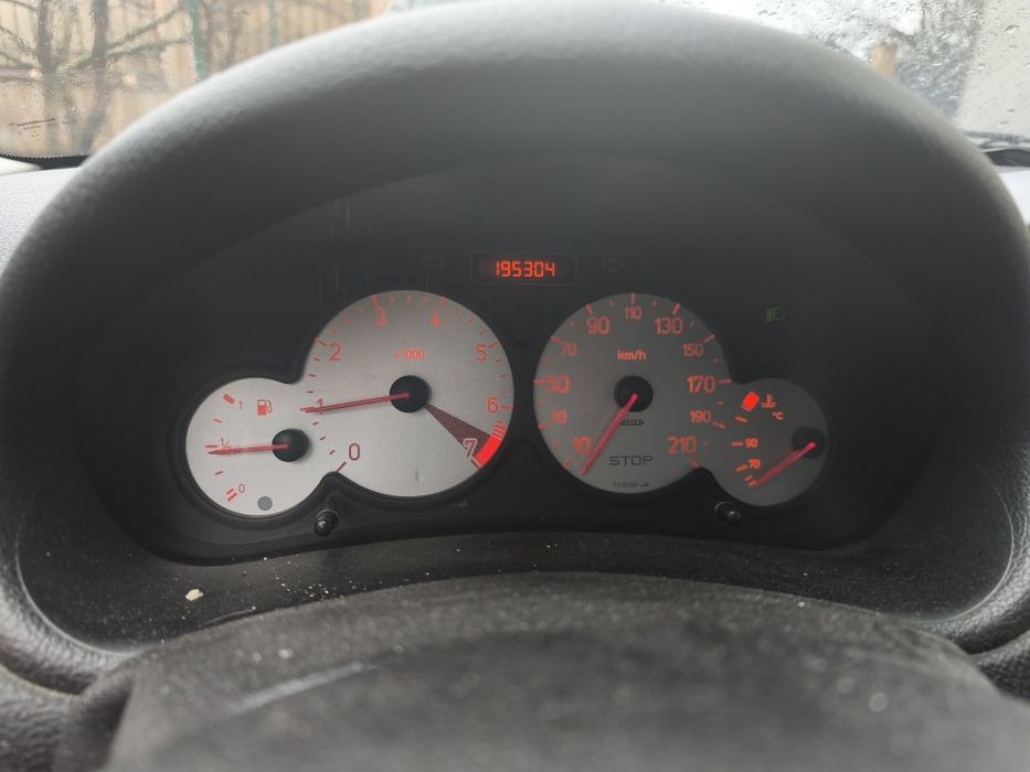 Peugeot 206 1,4 benzina 96cp