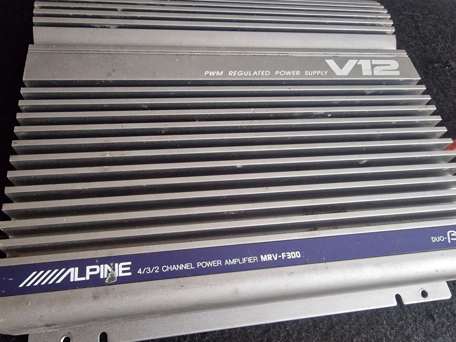 Subwoofer Magnat cu Stație