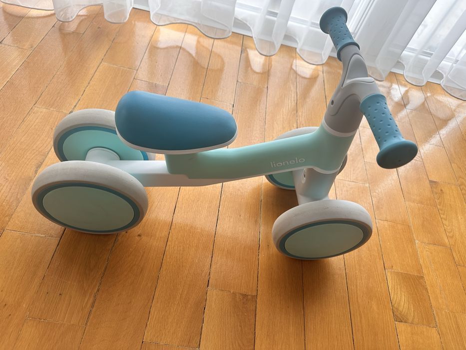 Bicicleta echilibru lionelo