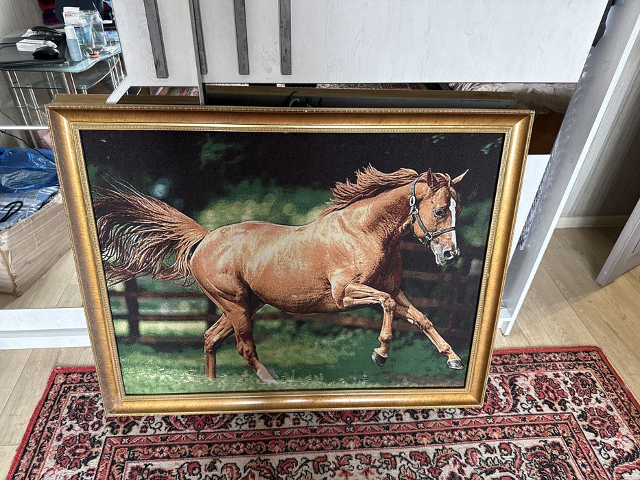 Үлкен  жылқы бейнесі – 110×90 см