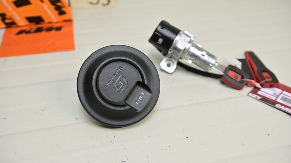 Set chei contact cu buson rezervor pentru GasGas ES/SM 700 2020–2024