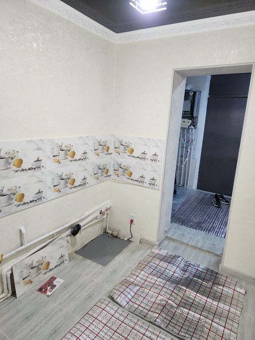 2 хонали жой сотилади!