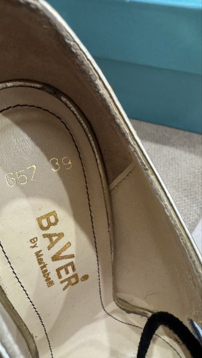 Туфли 39 размер, новые.