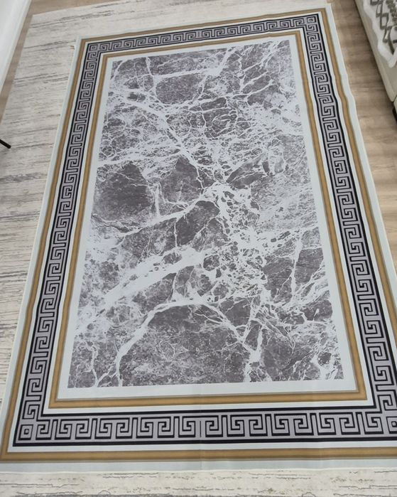 Продается новый безворсовый современный ковёр