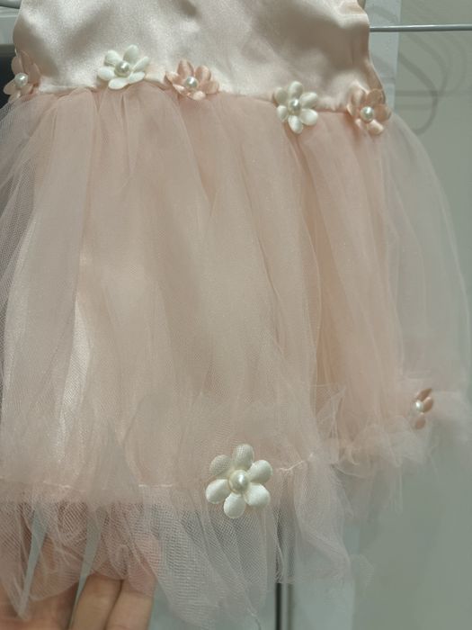 Бебешка рокля в прасковен цвят 0-3 месеца