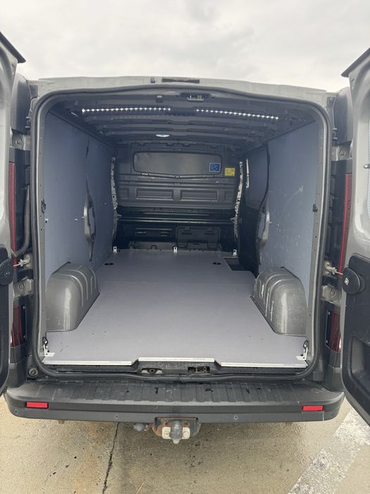Vand Renault Trafic 2019