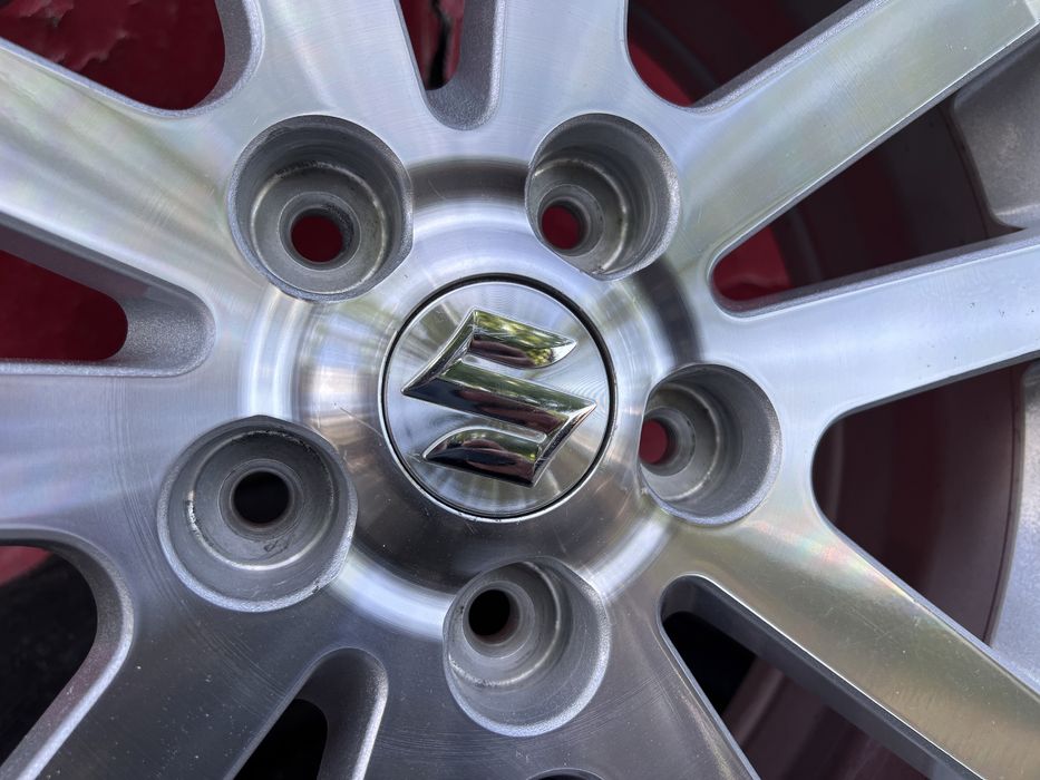 Джанти за сузуки Suzuki Grand Vitara 17” 5x114,3 6.5j Et45 60.1mm