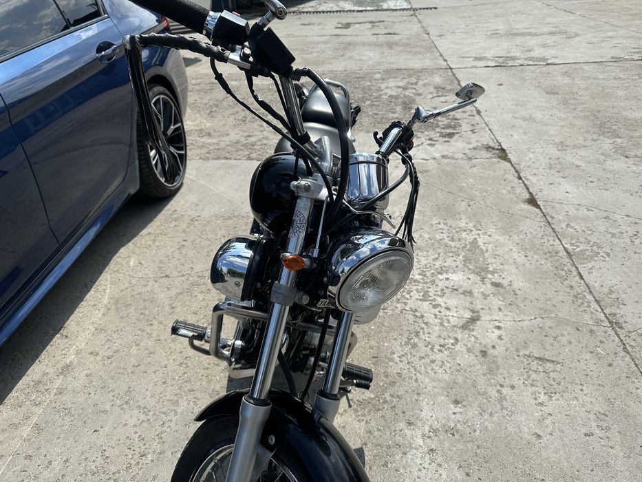 Yamaha Virago 125 (XV125)