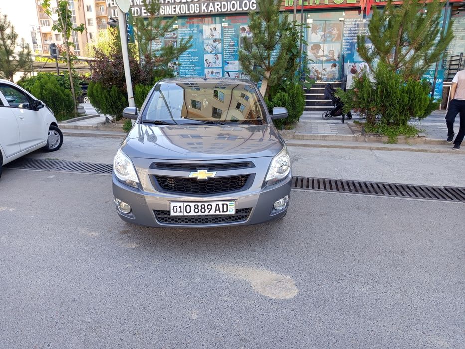 Продается автомобиль кобальт