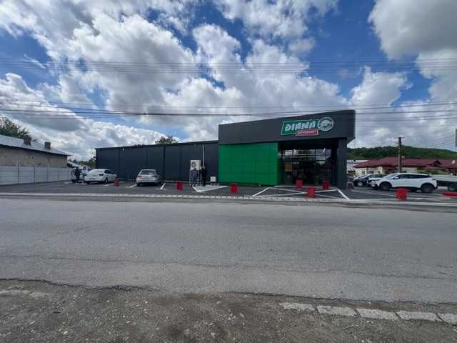Vand spatiu comercial
