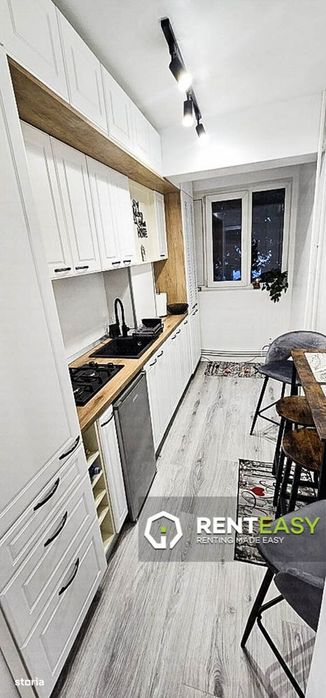 Apartament cu 2 dormitoare zona Palas - Moldova Center