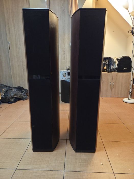 Говорители JAMO   и   усилвател MARANTZ