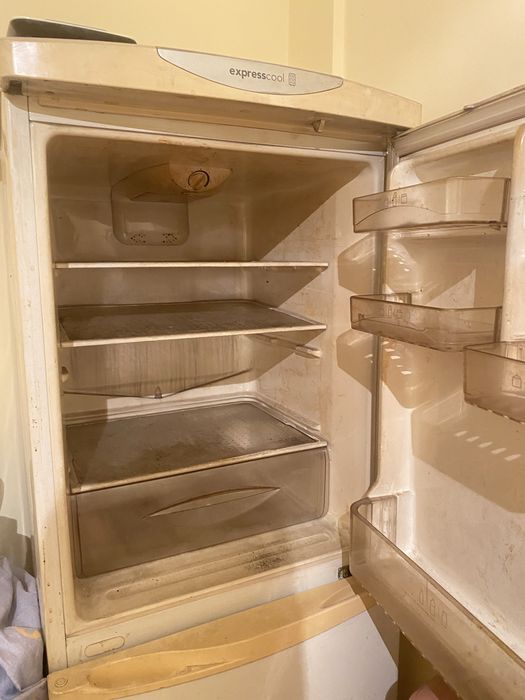 продам холодильник