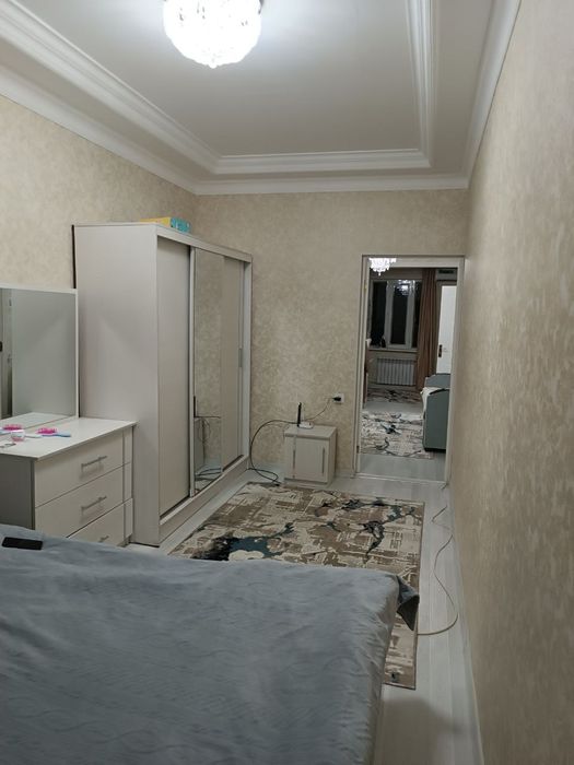 Продам чиланзар 21.  Двух комнатная